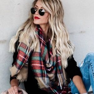 Accessories - PLAID PRINT OVERSIZED BLANKET SCARF Accessories - PLAID PRINT OVERSIZED BLANKET SCARF